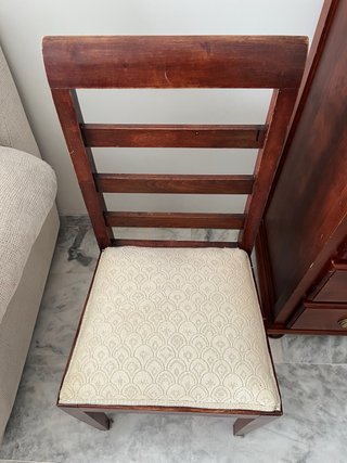 Juego de 2 sillas de madera
