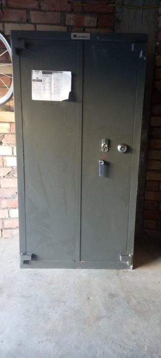 Caja de seguridad metálica