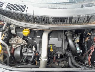 Centralita motor renault 1158314 8200565863 scenic