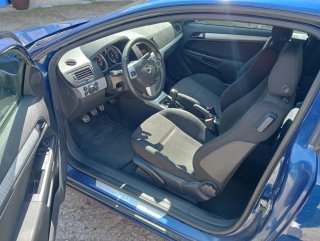Opel Astra 2004 sport