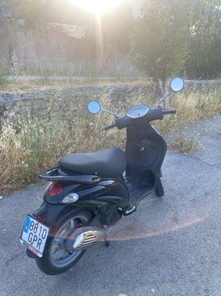 Piaggio Liberty 125 Negra