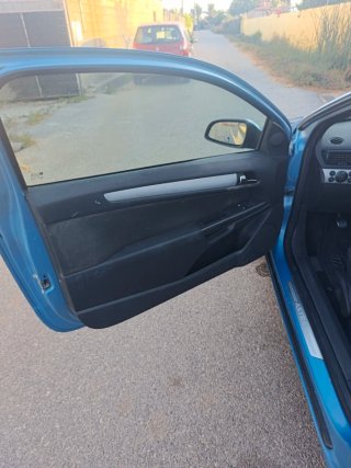 Opel Astra gtc gtc 2005