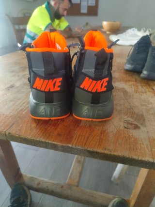 Nike Air Huarache Botas Negras Naranja