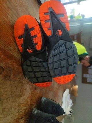 Nike Air Huarache Botas Negras Naranja
