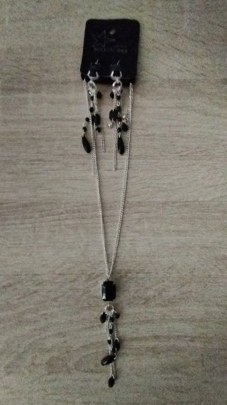 Conjunto Collar y Pendientes Negro/Plata