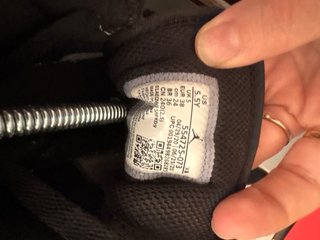 Zapatillas Air Jordan 1 Mid, negras blancas y gris