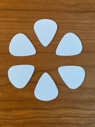 Conjunto de 6 púas de guitarra nuevas