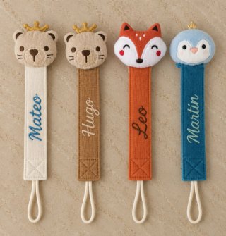 Chupeteros bordados personalizados