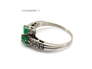 sortija oro 18k con piedra con diamante,esmeralda