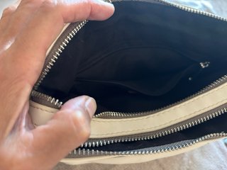 Bolso bandolera beige y marrón