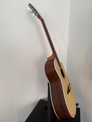 Guitarra Taylor 214ce Nylon