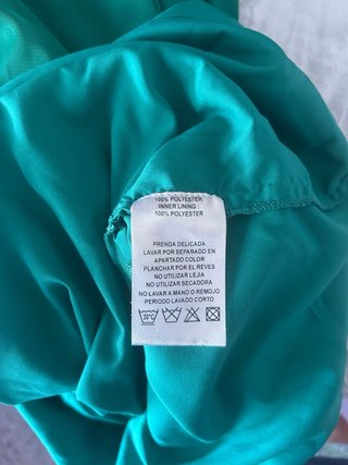 Vestido fiesta verde con bordados
