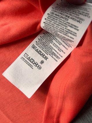 Camiseta Under Armour Coral Claro T/L