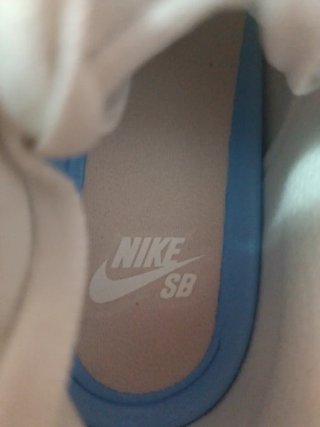 Botines Nike Blancos y Rosas