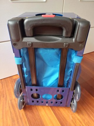 Mochila Zuca estrellas azul marino para patines