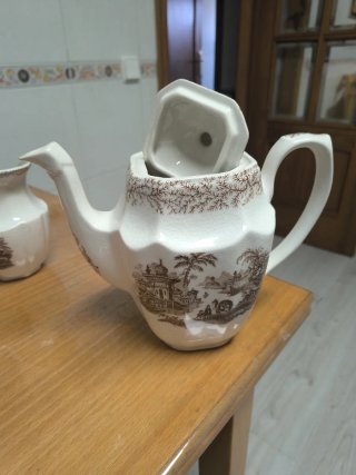 Juego de café La Cartuja de Sevilla