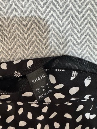 Falda larga SHEIN estampado blanco y negro