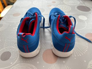 Tenis Puma Azul y Rojo