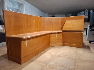 Banco rinconero de madera maciza