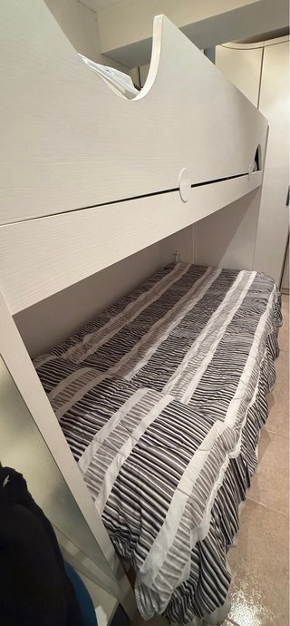 Litera con cama abatible abajo