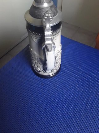 Boccale da birra tedesco in ceramica