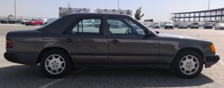 Mercedes-Benz Clase E W124 1989