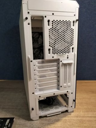 Caja Gaming XPG Defender Pro White ATX