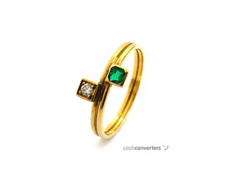 anillo oro 18k con piedra con diamante,esmeralda