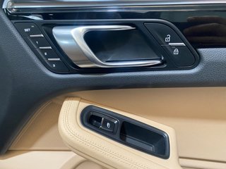 PORSCHE Macan Macan S
