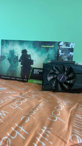 NVIDIA GTX 1650 Super Scheda Video