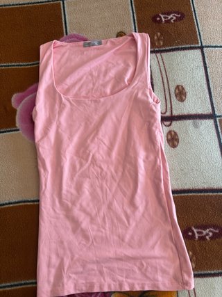 Top sin mangas rosa