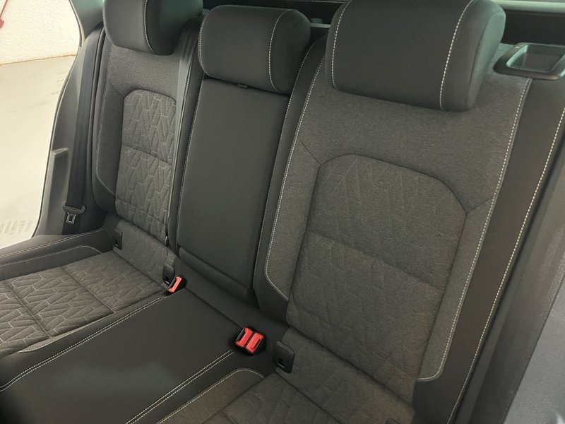 Volkswagen Passat VARIANT BUSINESS 2.0 TDI EVO 2024, foto 13