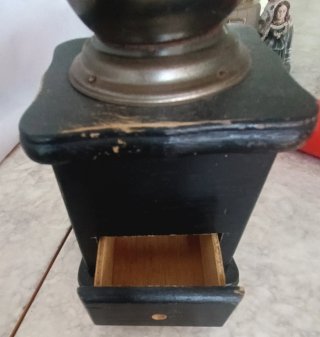 Molinillo de café antiguo madera y metal