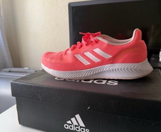 Adidas rosas puestas una vez ORIGINALES