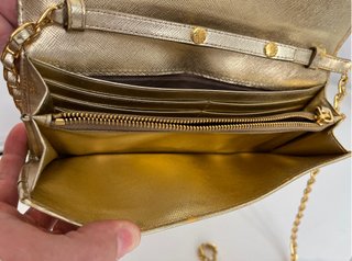 Bolso Cadena Prada Saffiano Dorado