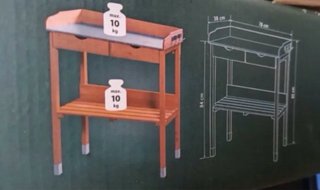 Tavolo da giardinaggio in legno