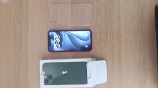 iPhone 11 64GB Rojo + Caja | Buen estado