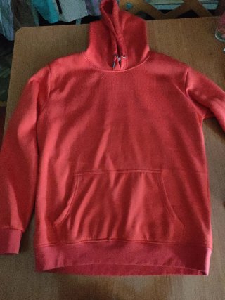 Sudadera con capucha roja