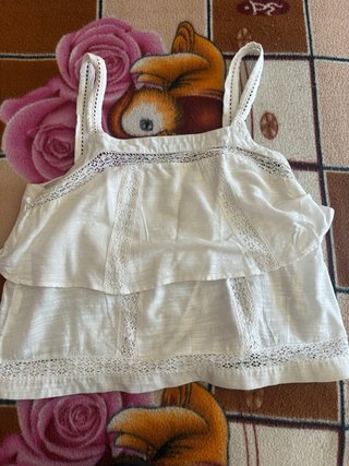 Top tirantes blanco con encaje