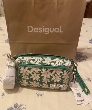 Bolso Desigual verde a estrenar