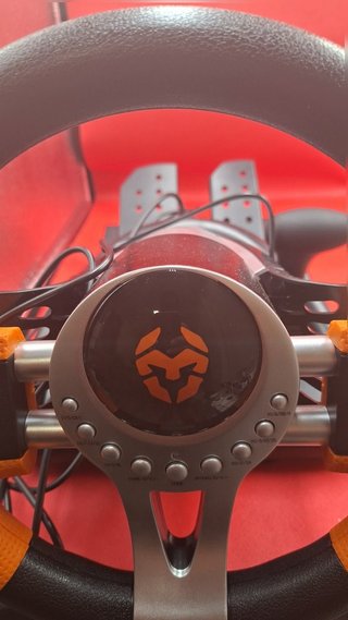 Volante KROM K-DRIVER con pedales 3646