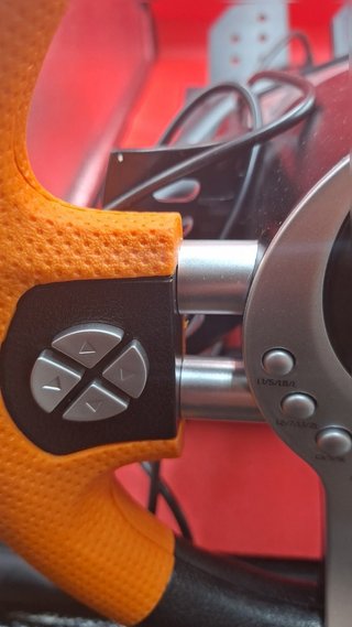 Volante KROM K-DRIVER con pedales 3646