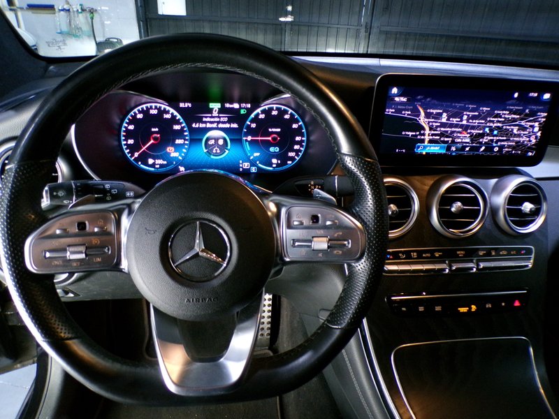 Mercedes-Benz GLC 2021, foto 34