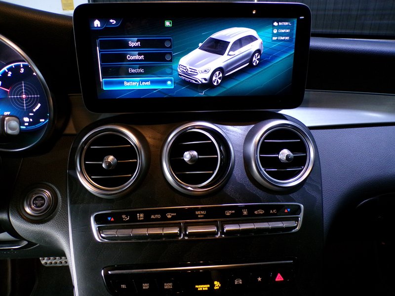 Mercedes-Benz GLC 2021, foto 45