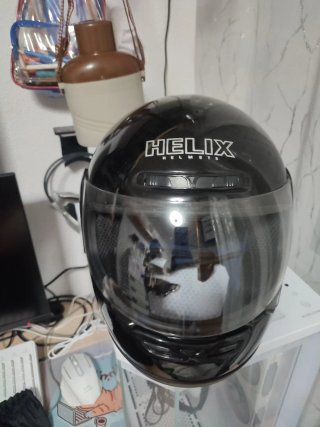 Casco de moto Helix Negro