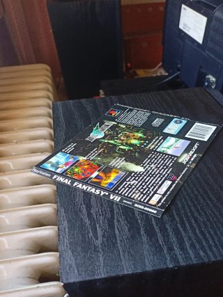 Carátulas Final Fantasy VII PS1