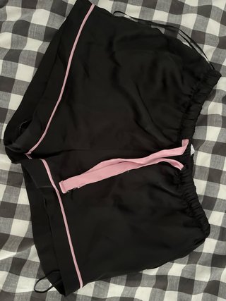 Pijama mujer negro con ribete rosa