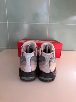 Nike Air Max 95 Gris y Turquesa