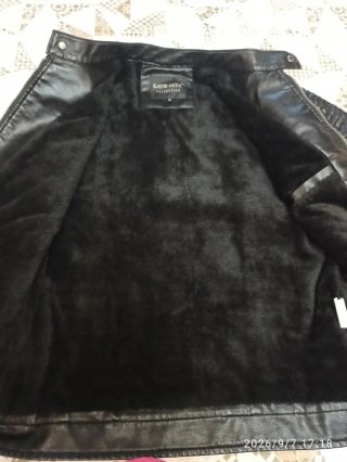 Cazadora de chico Biker Negra estilo motero.
