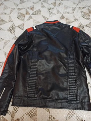 Cazadora de chico Biker Negra estilo motero.